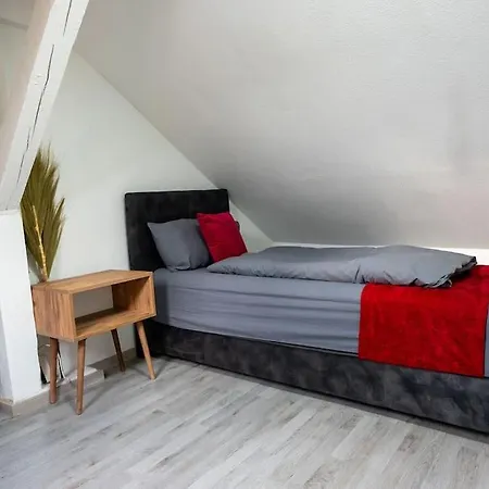 Serviceroom24 - Space In Wlan - Smart-tv - 24-7 Check-in Und Kueche Gladbeck