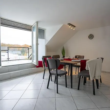 Serviceroom24 - Space In Wlan - Smart-tv - 24-7 Check-in Und Kueche Apartment *