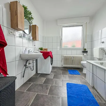 Serviceroom24 - Space In Wlan - Smart-tv - 24-7 Check-in Und Kueche Apartment *