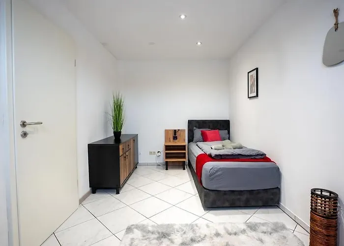 Serviceroom24 - Space In Wlan - Smart-tv - 24-7 Check-in Und Kueche Gladbeck